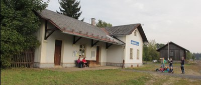 Janovice u Trutnova, železniční stanice [Przystanek kolejowy Janovice u Trutnova. ]