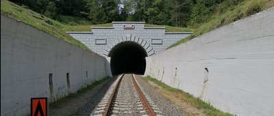 Przełęcz Łupkowska [Tunel kolejowy pod przełęczą Łupkowską]