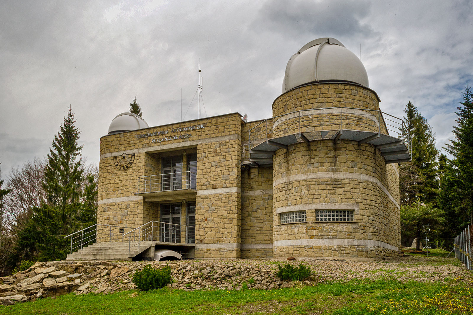 Obserwatorium Astronomiczne Na szczycie Lubiomira