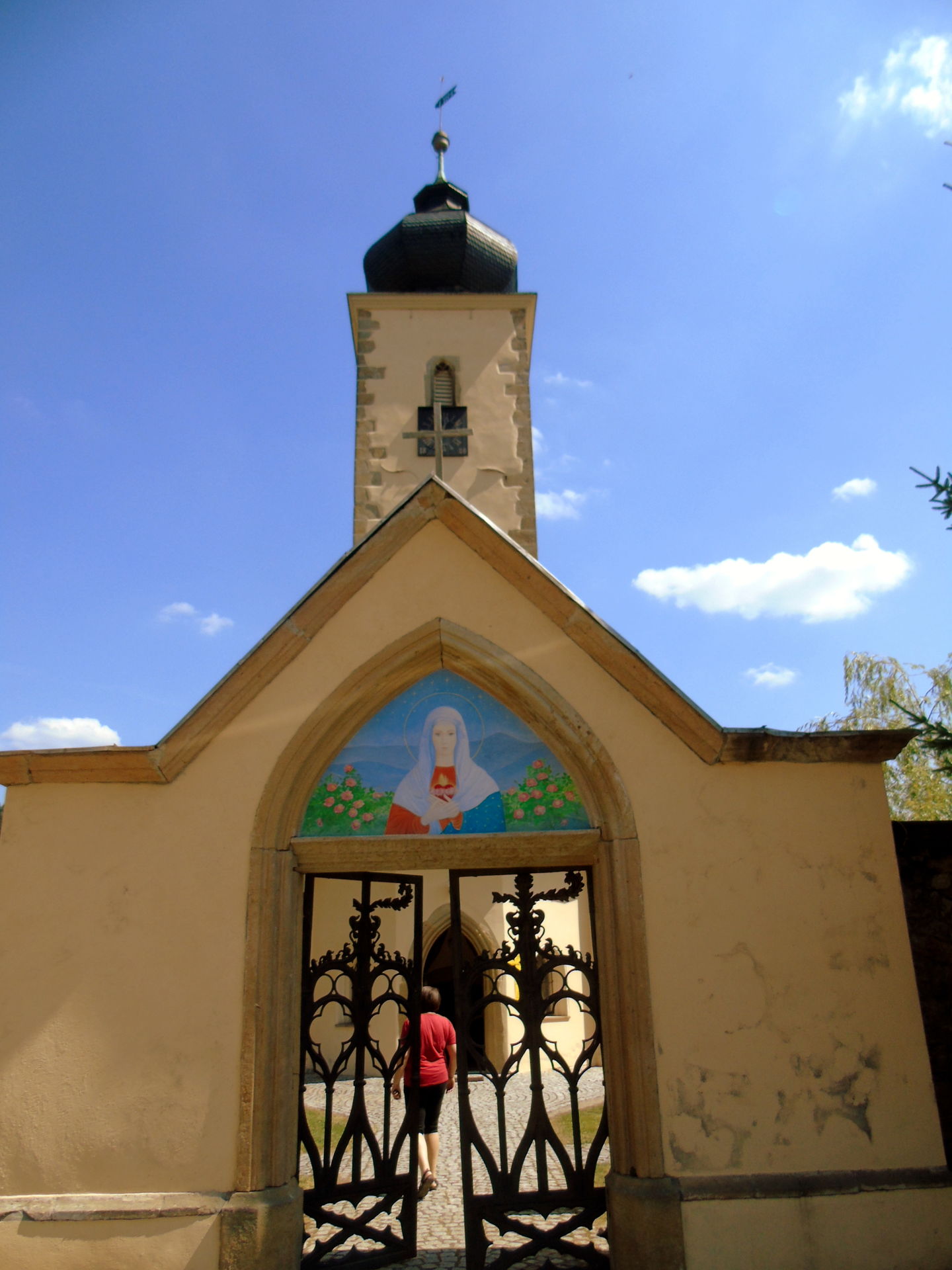 Staniszów - kościół